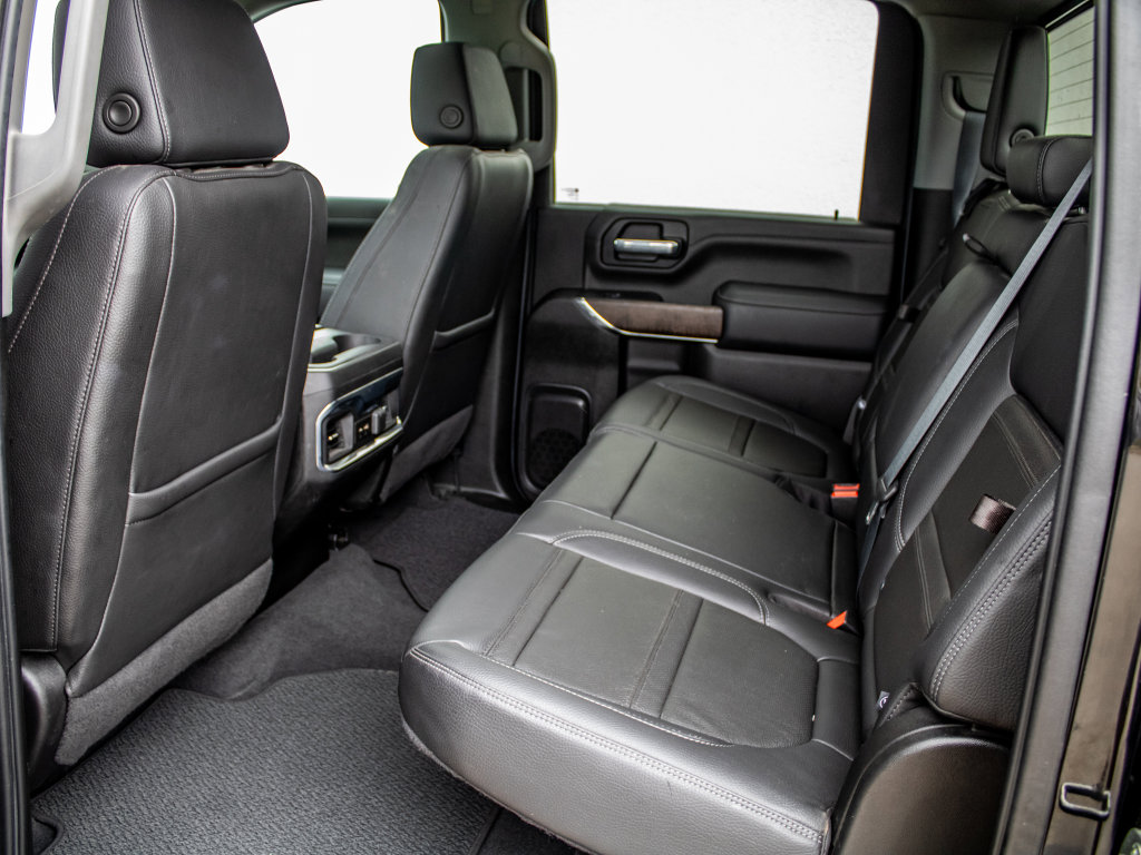 Used 2022 GMC Sierra 2500 Denali w/ Technology Package AWD/4WD image 30