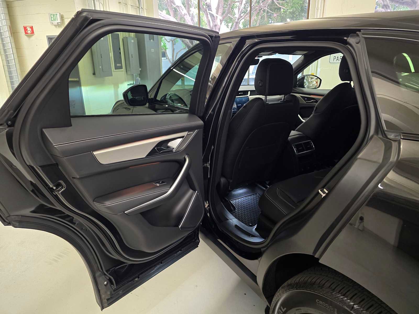 Used 2026 Jaguar F-PACE R-Dynamic S AWD/4WD image 17