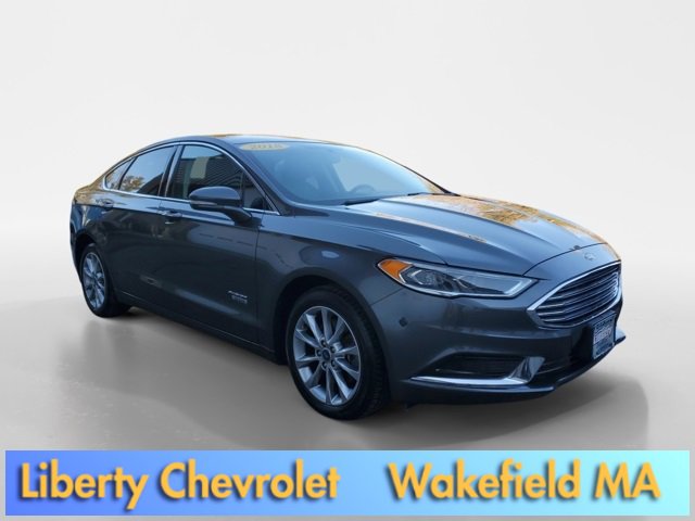 Used 2018 Ford Fusion Energi SE video 1
