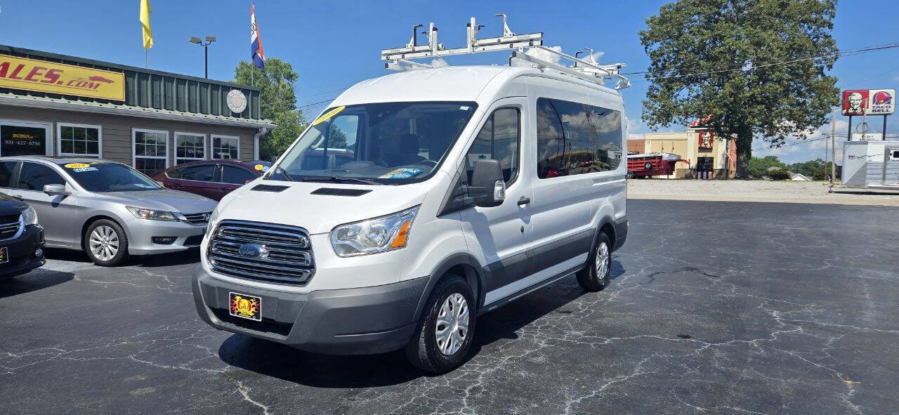 Used 2016 Ford Transit 150 XLT image 2