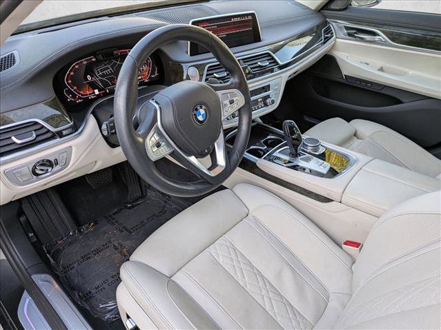 Certified 2022 BMW 750i xDrive image 10
