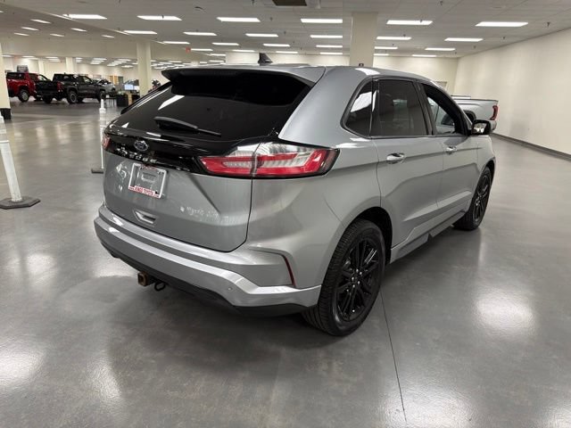 Used 2022 Ford Edge ST-Line w/ Class II Trailer Tow Package AWD/4WD image 7