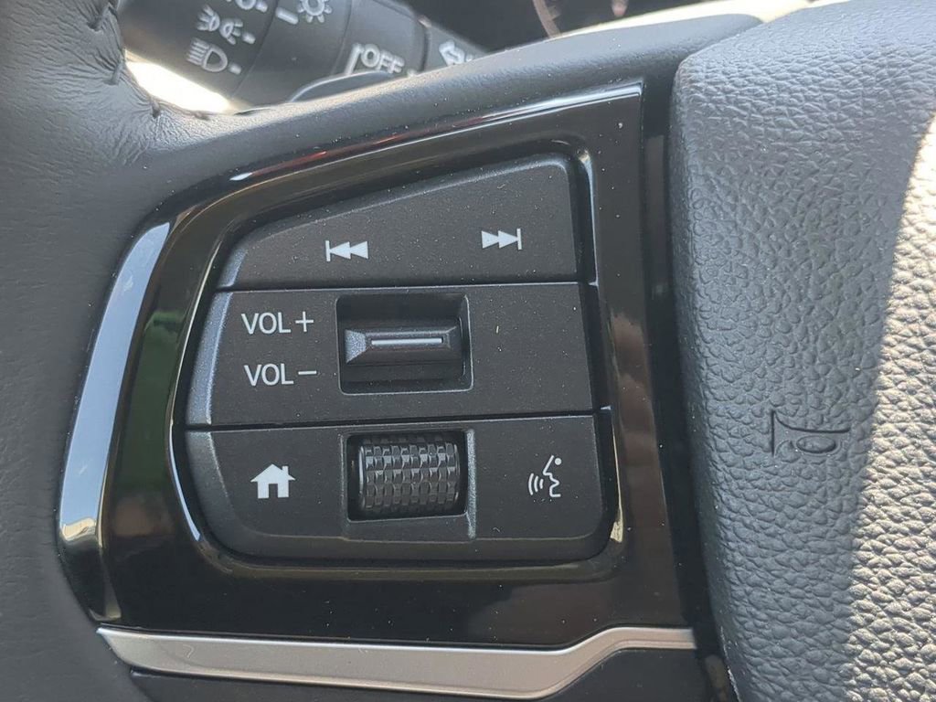 Used 2025 Honda Odyssey EX-L image 21