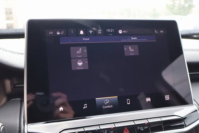 New 2026 Jeep Compass Limited image 17