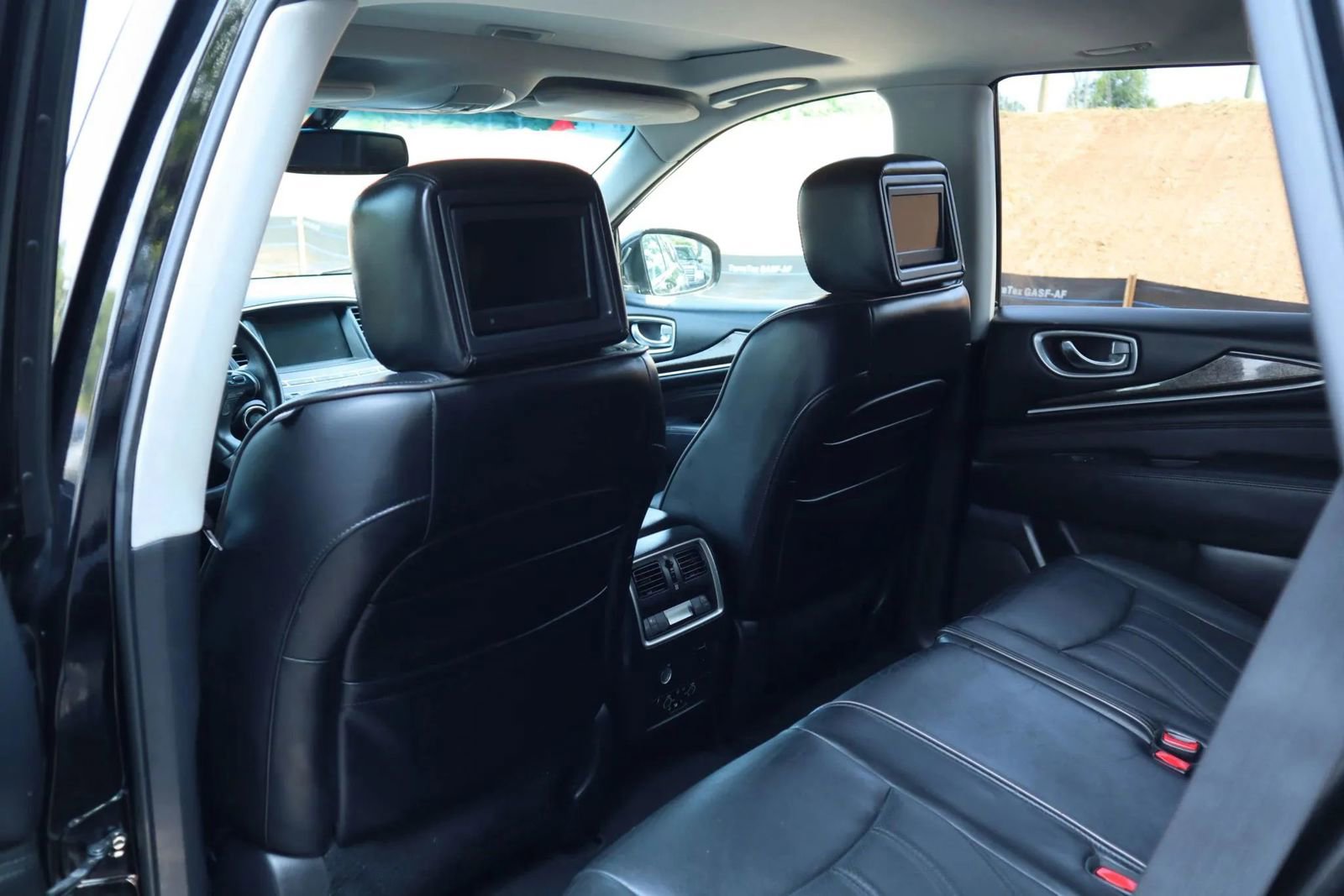 Used 2013 INFINITI JX35 AWD w/ Premium Pkg image 11