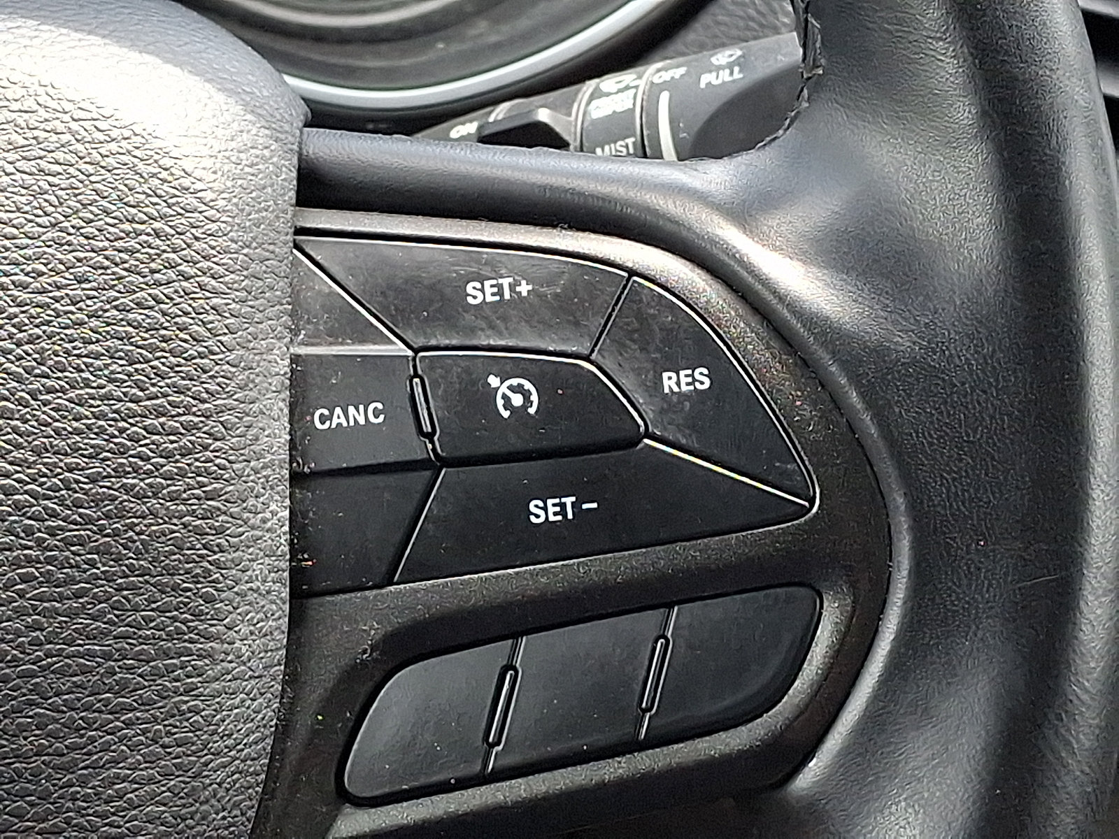 Used 2019 Jeep Cherokee Trailhawk AWD/4WD image 20