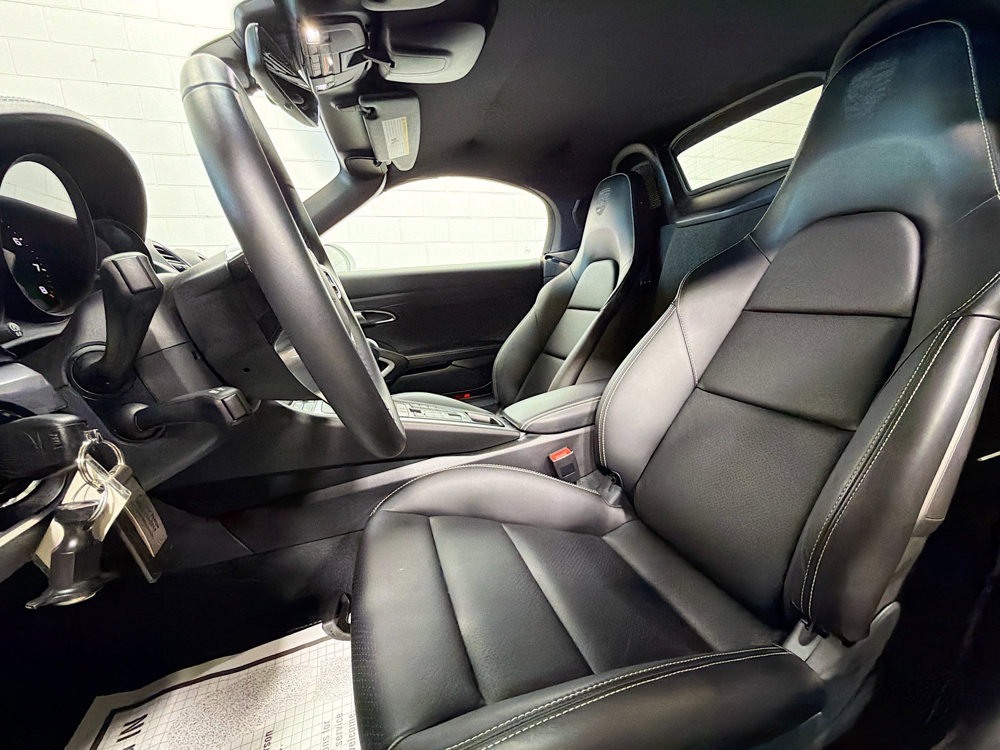 Certified 2024 Porsche 718 Boxster image 5