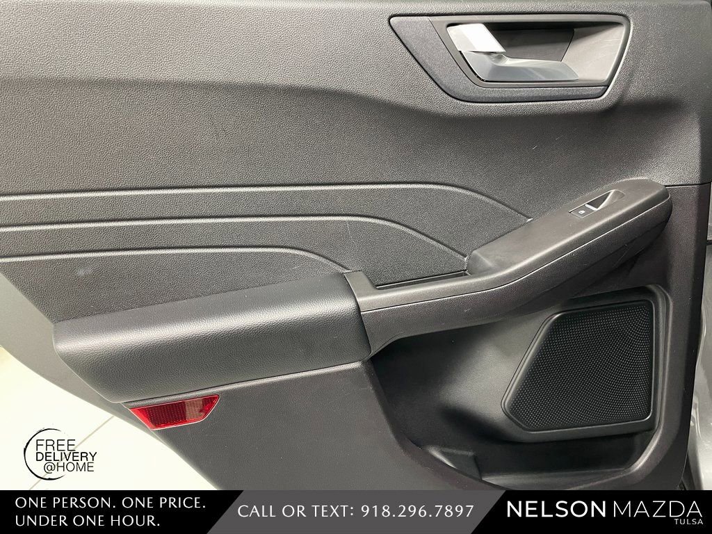 Used 2021 Ford Escape SEL image 33