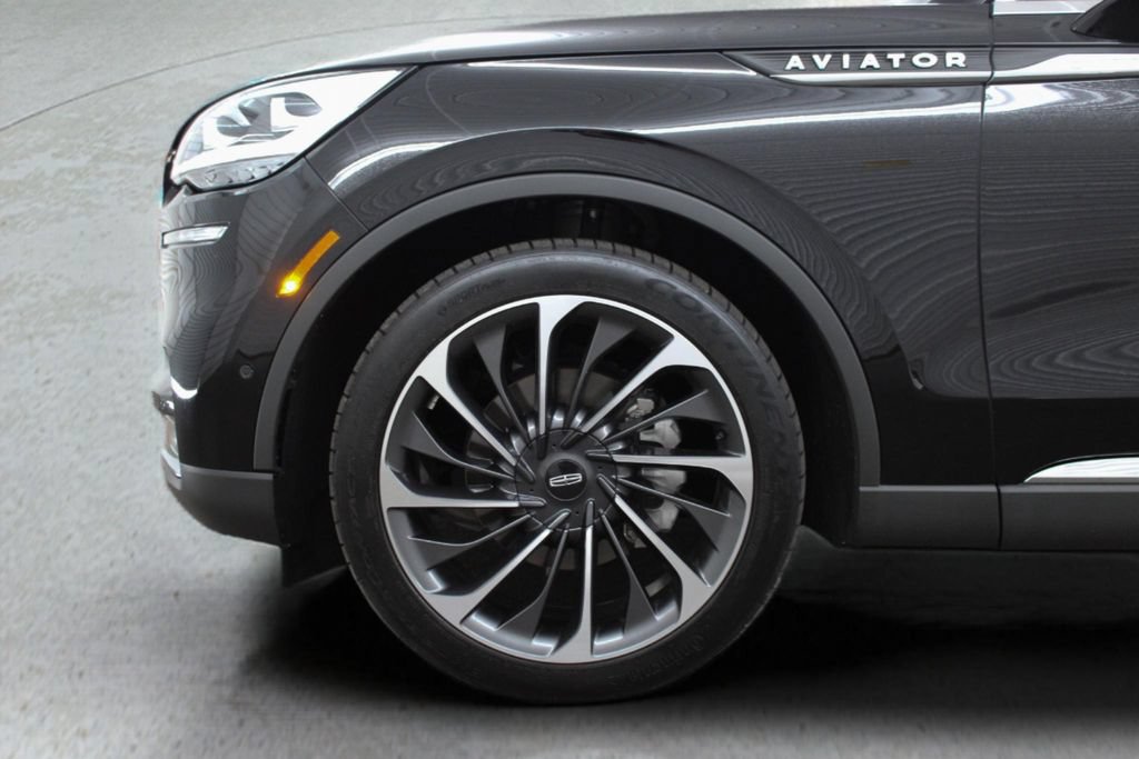 Used 2020 Lincoln Aviator Reserve w/ Equipment Group 202A AWD/4WD image 6