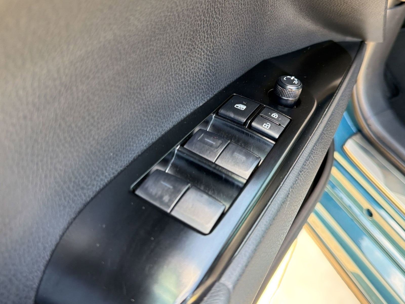 Used 2026 Toyota Camry SE w/ Convenience Package image 29