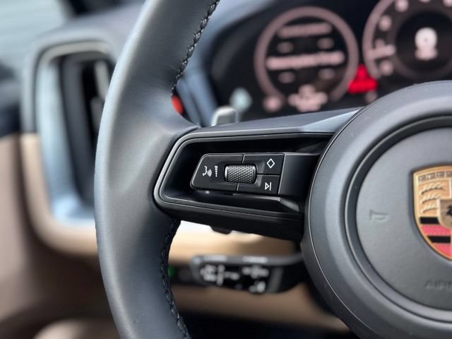 New 2026 Porsche Cayenne AWD/4WD image 20