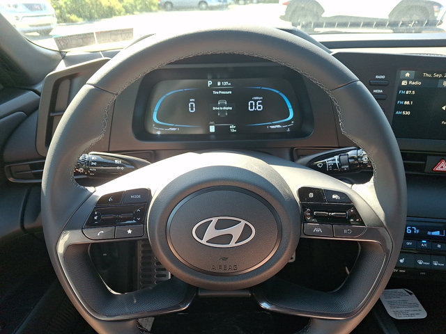 New 2026 Hyundai Elantra SEL Sport FWD image 17