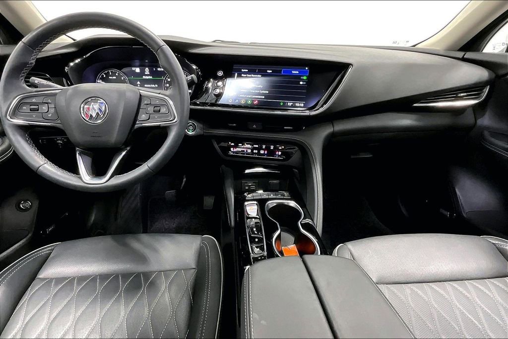 Used 2023 Buick Envision Avenir image 18