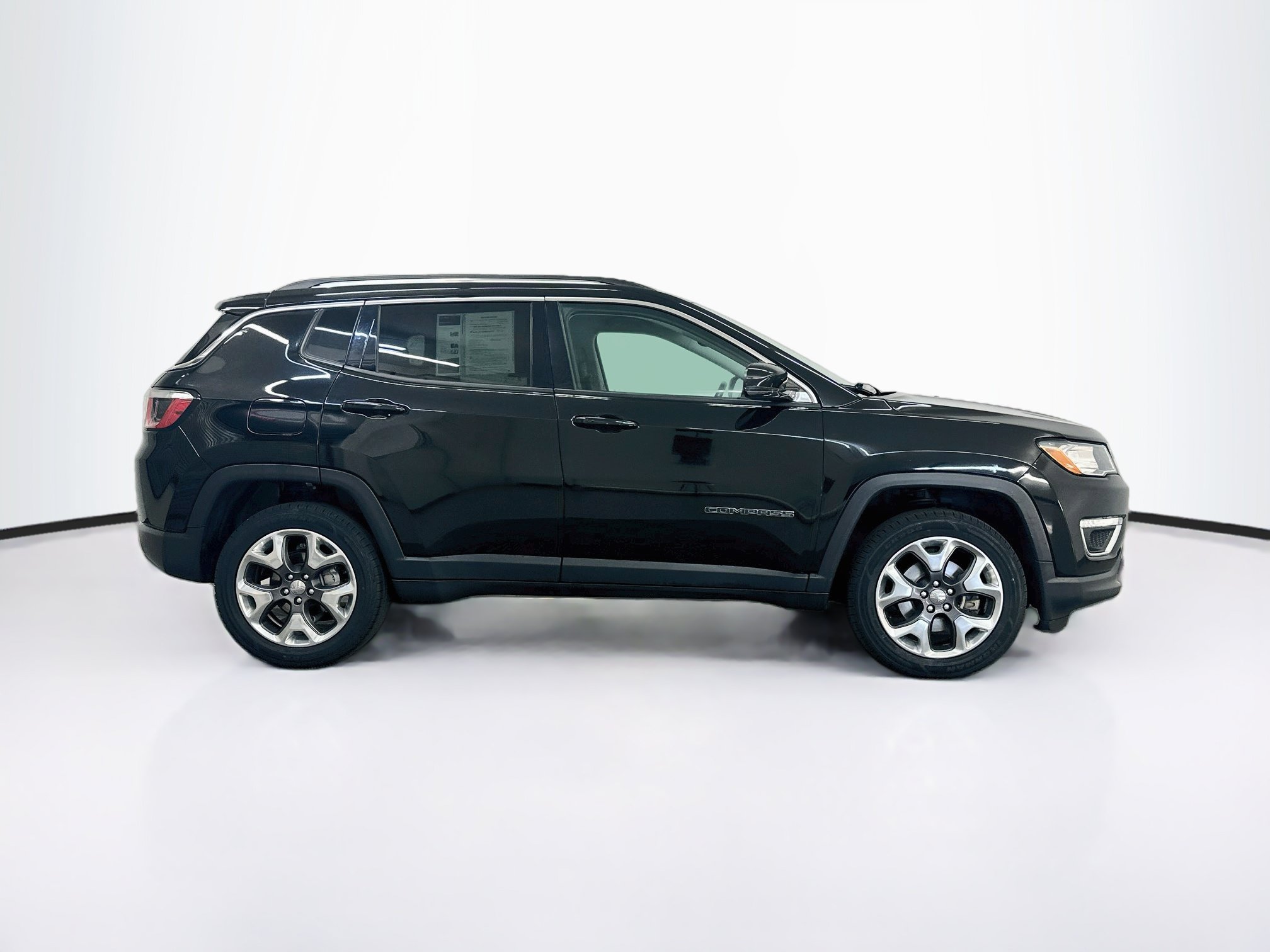 Used 2020 Jeep Compass Limited AWD/4WD image 10