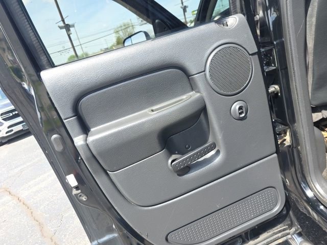 Used 2004 Dodge Ram 2500 Truck SLT w/ Trailer Tow Group image 31