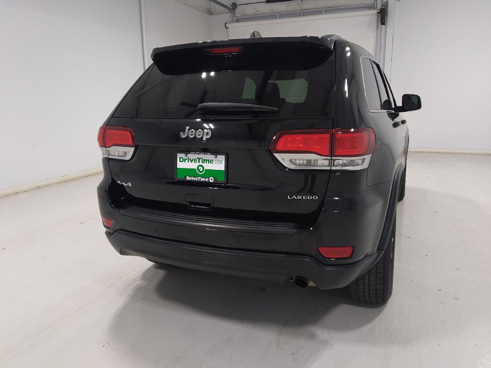 Used 2021 Jeep Grand Cherokee Laredo w/ Security & Convenience Group AWD/4WD image 7
