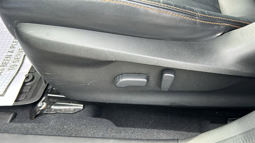 Used 2019 Subaru Crosstrek 2.0i Limited w/ Moonroof Package w/Navigation image 11