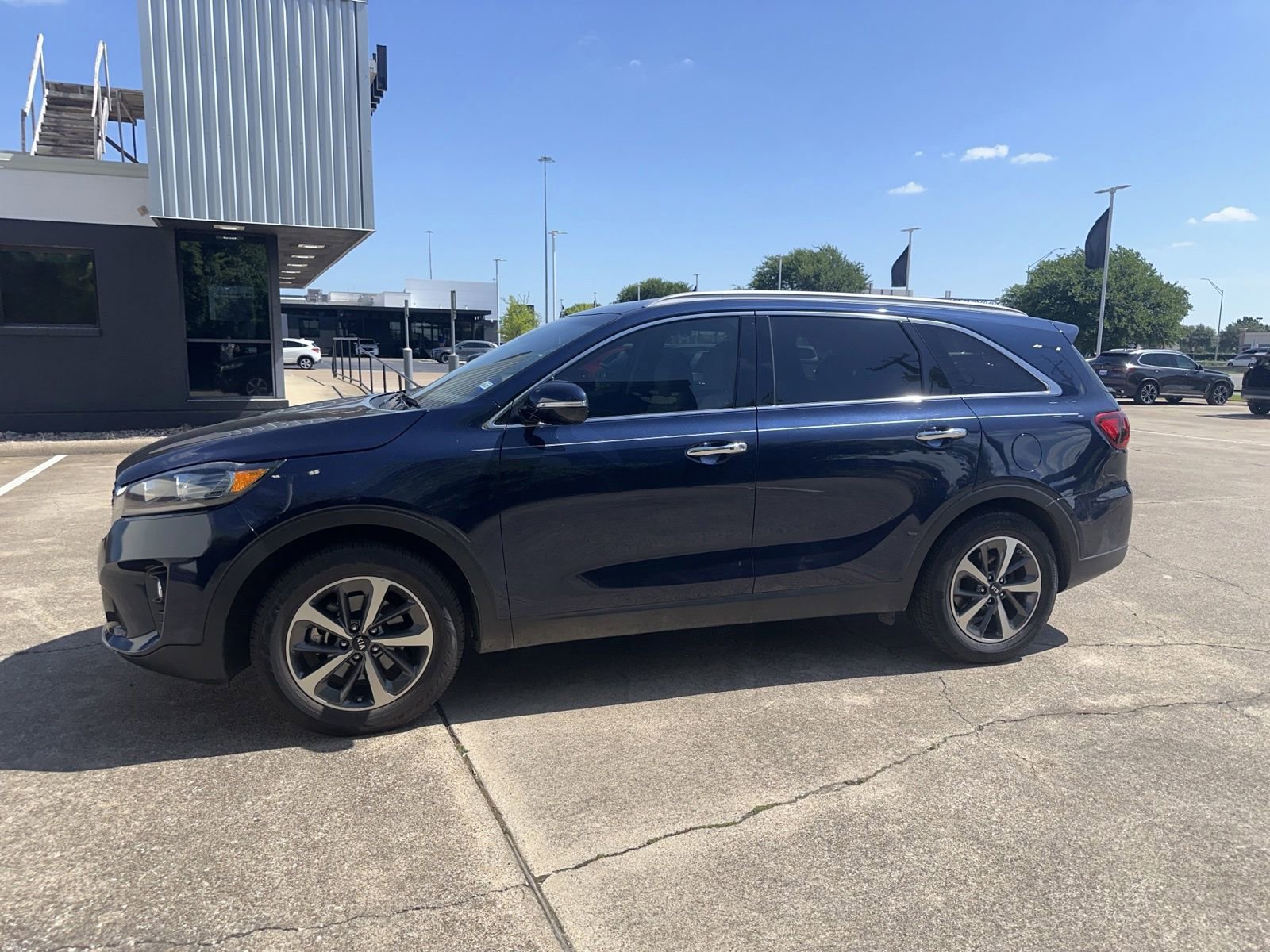Used 2019 Kia Sorento EX FWD image 4
