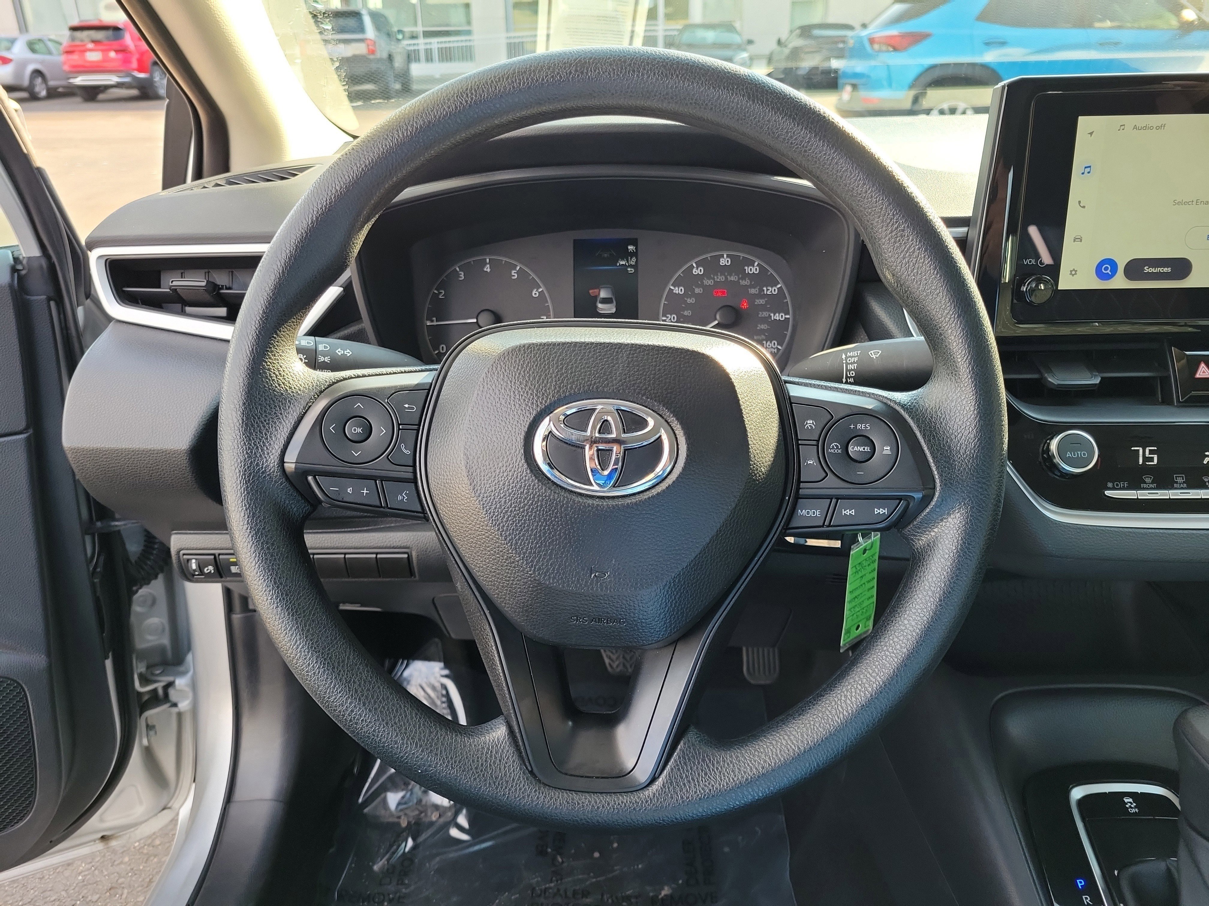 Used 2025 Toyota Corolla LE image 21