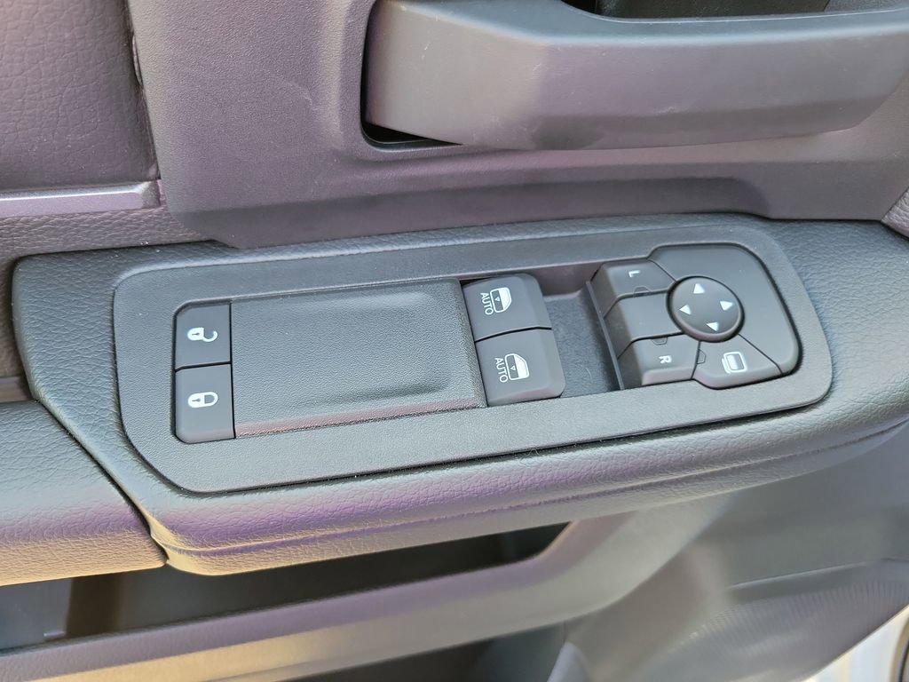 New 2026 RAM 2500 Tradesman AWD/4WD image 9