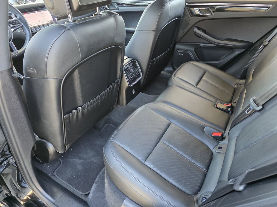 Used 2019 Porsche Macan image 28