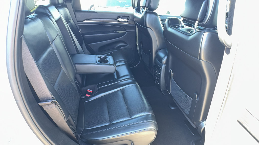 Used 2021 Jeep Grand Cherokee High Altitude AWD/4WD image 17