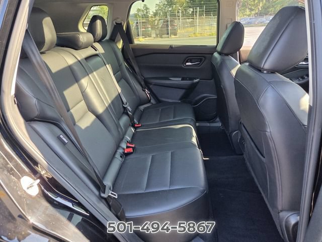 Used 2023 Nissan Rogue SV w/ SV Premium B Package FWD image 14