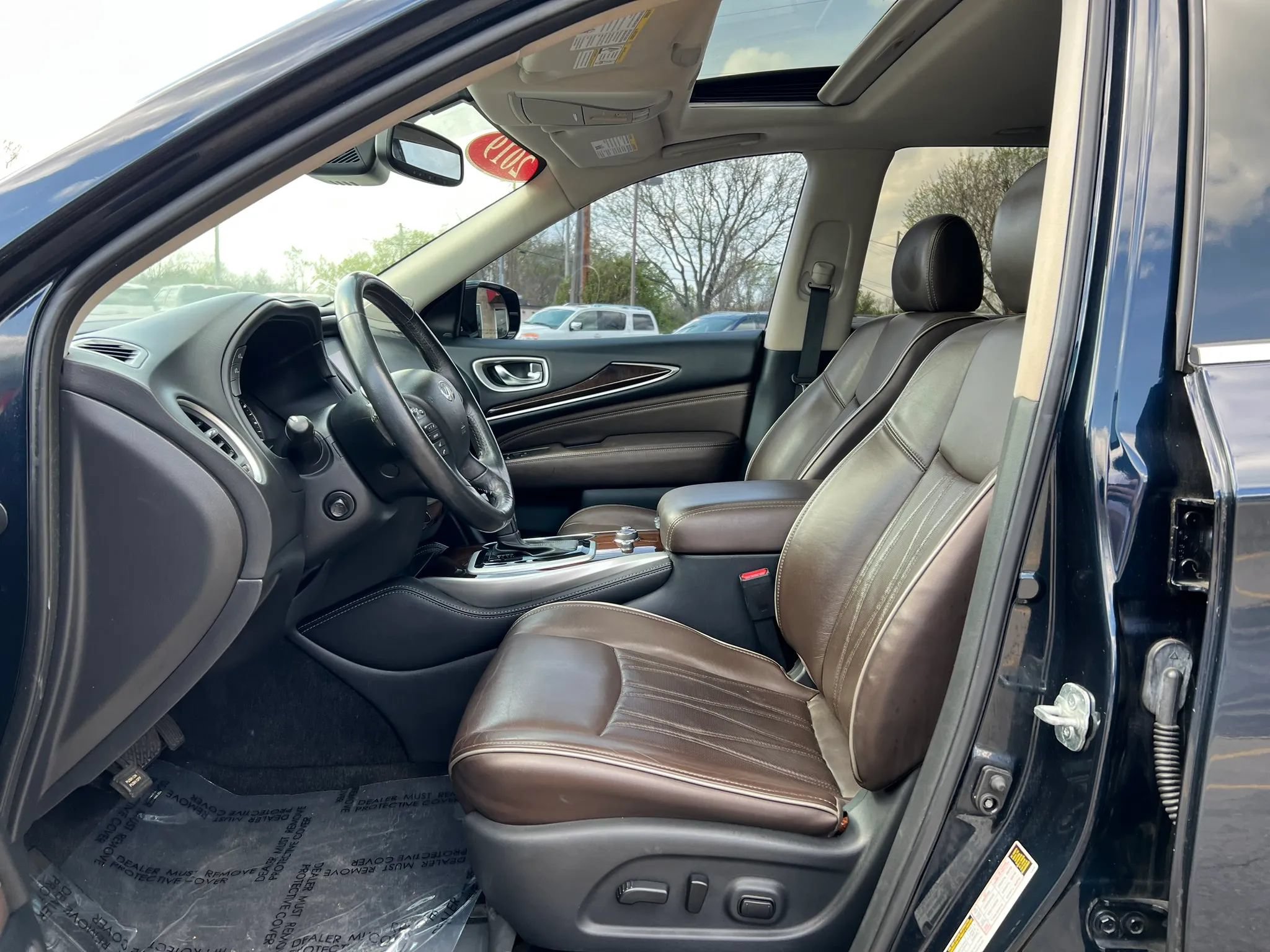 Used 2019 INFINITI QX60 Luxe w/ Sensory Package AWD/4WD image 21