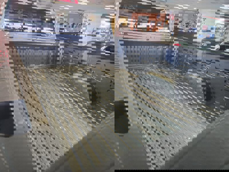 Used 2021 Chevrolet Silverado 1500 W/T w/ WT Value Package AWD/4WD image 24