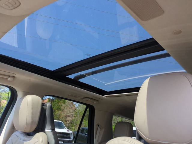 Used 2022 Lincoln Navigator Reserve image 27