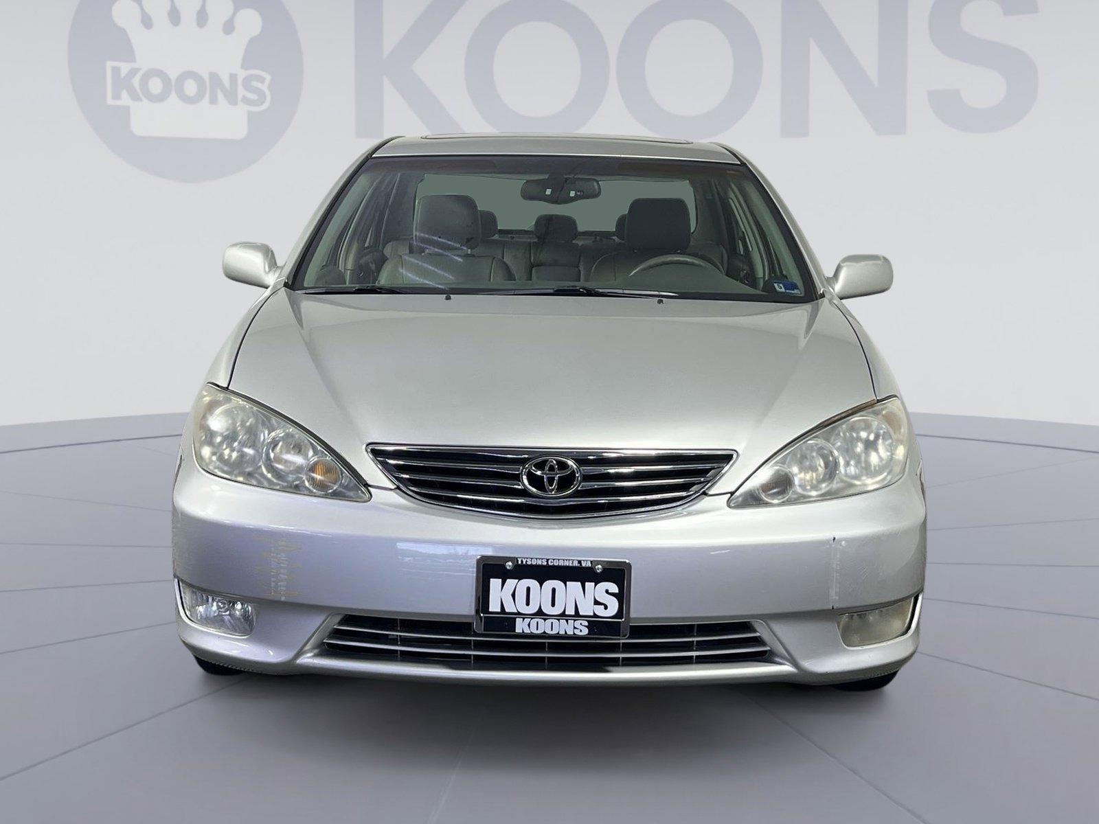 Used 2005 Toyota Camry XLE FWD image 4