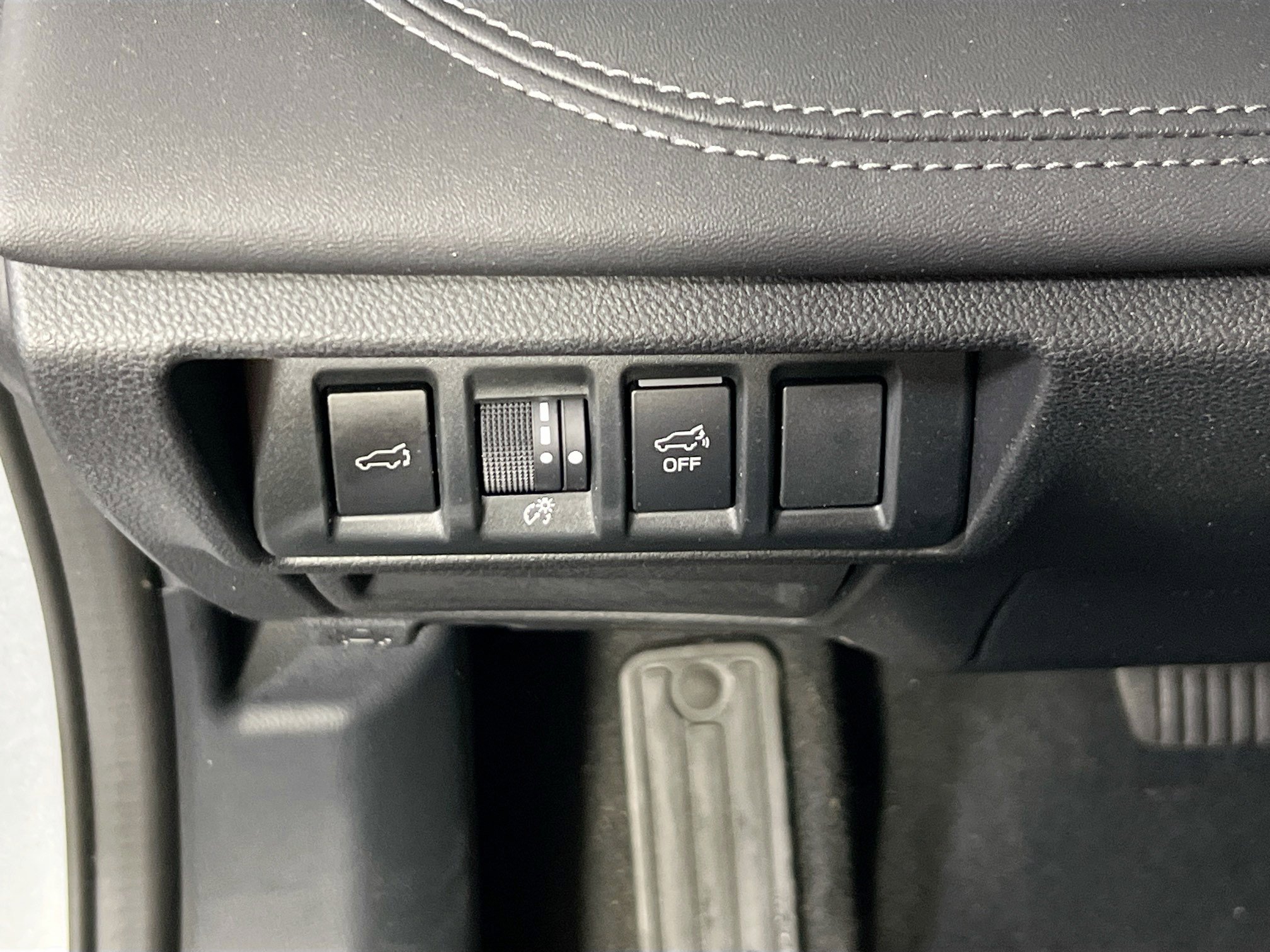 Used 2022 Subaru Outback Limited image 10