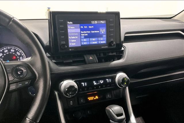 Used 2021 Toyota RAV4 XLE w/ XLE Grade Weather Package image 9