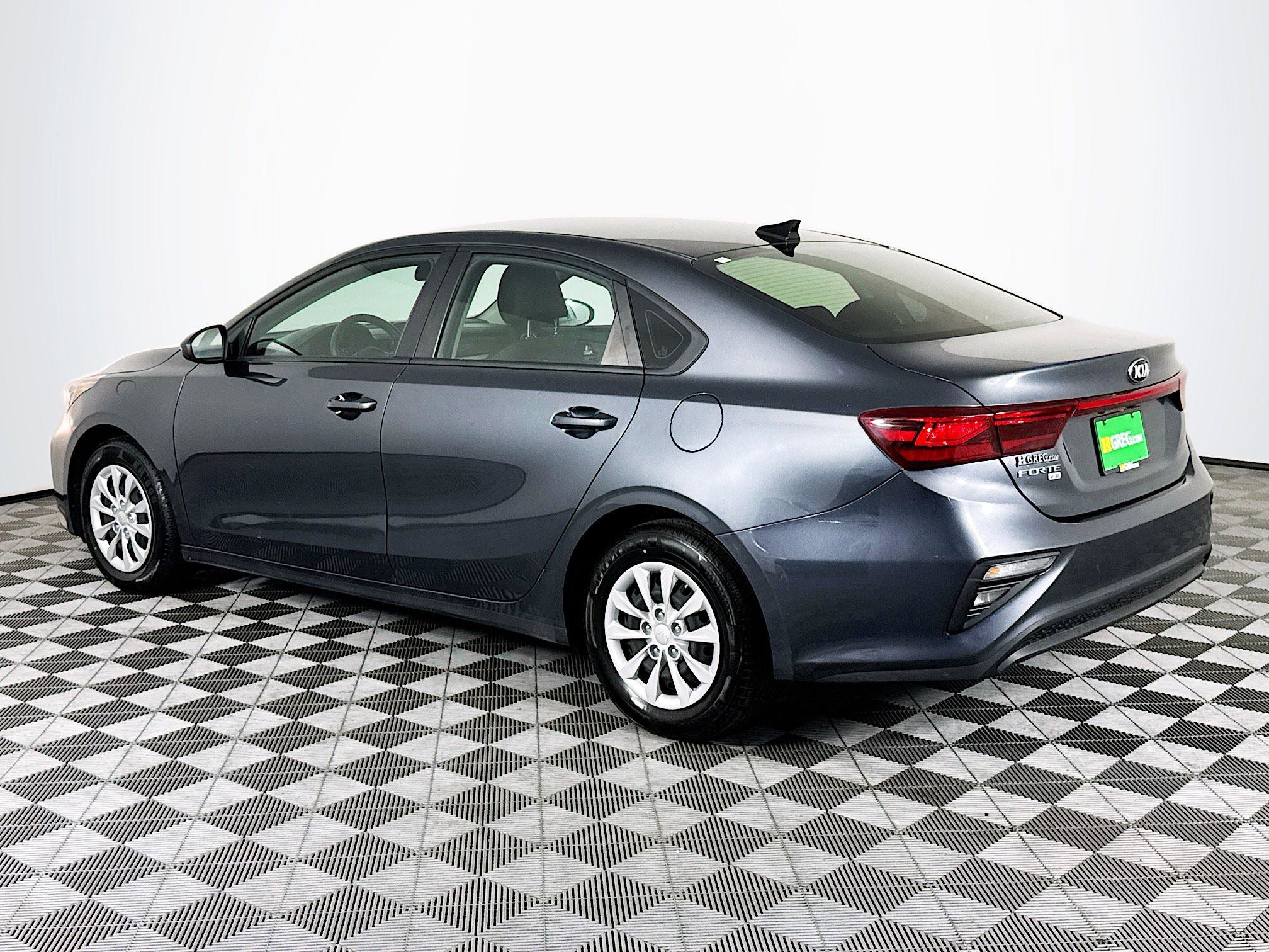 Used 2020 Kia Forte Sedan image 6