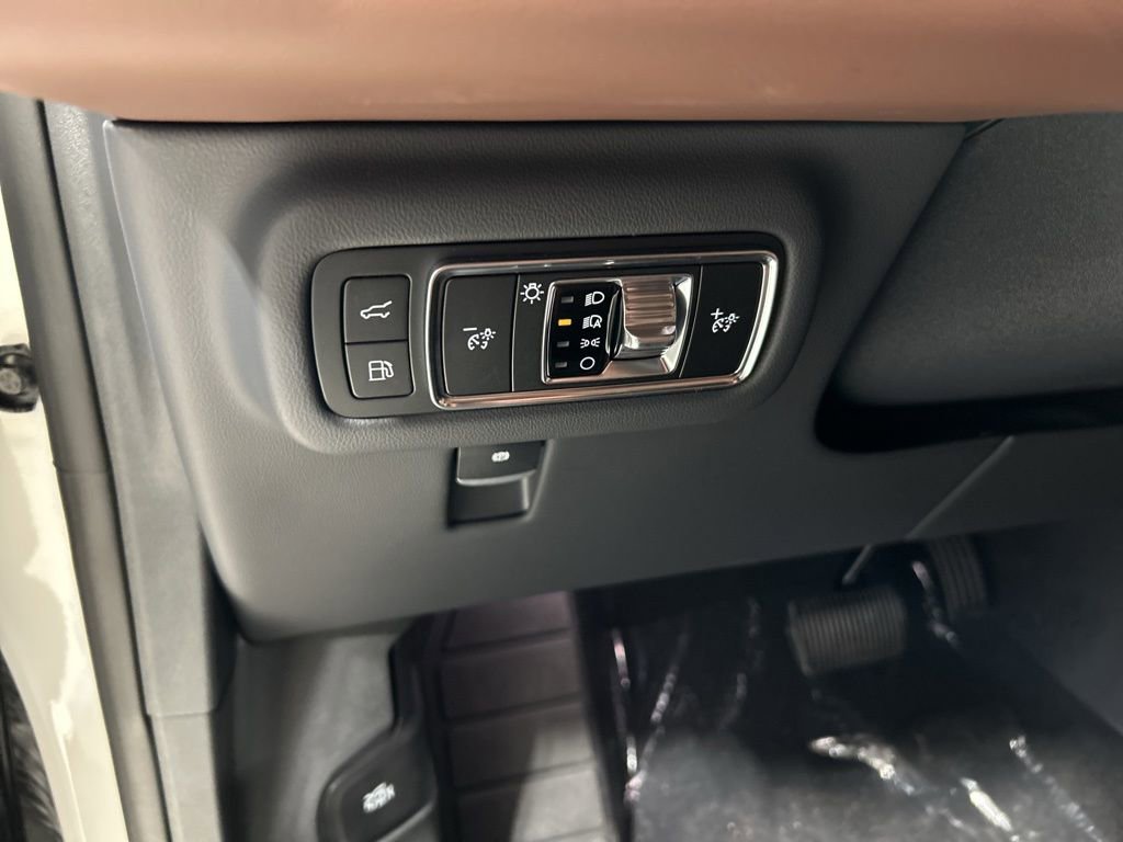 New 2026 Lincoln Nautilus Reserve image 11