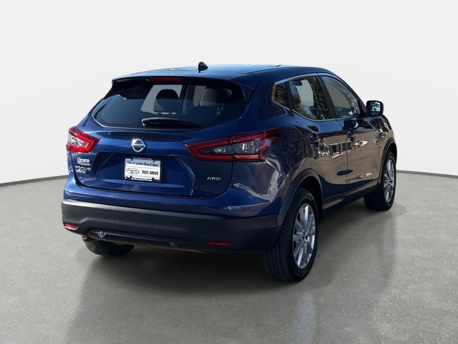 Used 2021 Nissan Rogue Sport S image 5