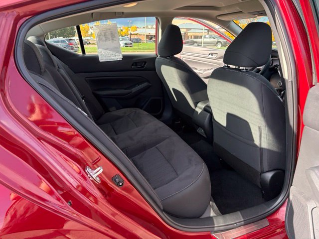 Used 2025 Nissan Altima 2.5 SV w/ SV Special Edition Package AWD/4WD image 18