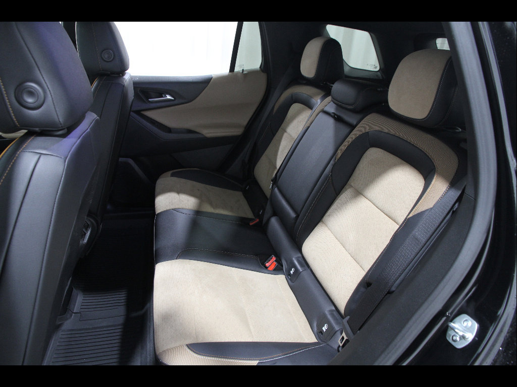 Certified 2026 Chevrolet Equinox ACTIV image 16