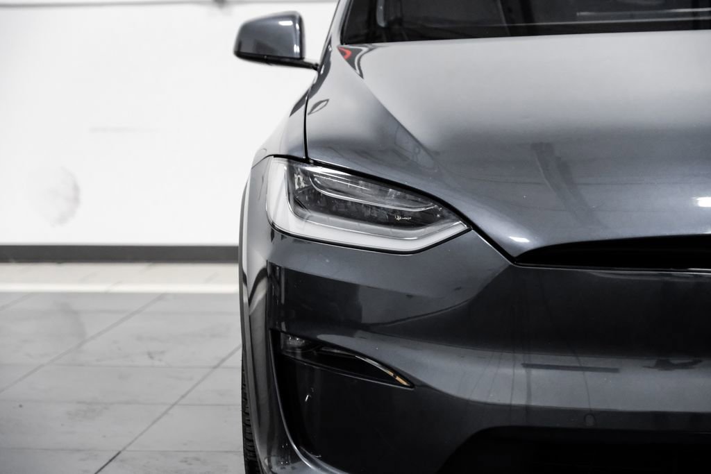 Used 2022 Tesla Model X image 42