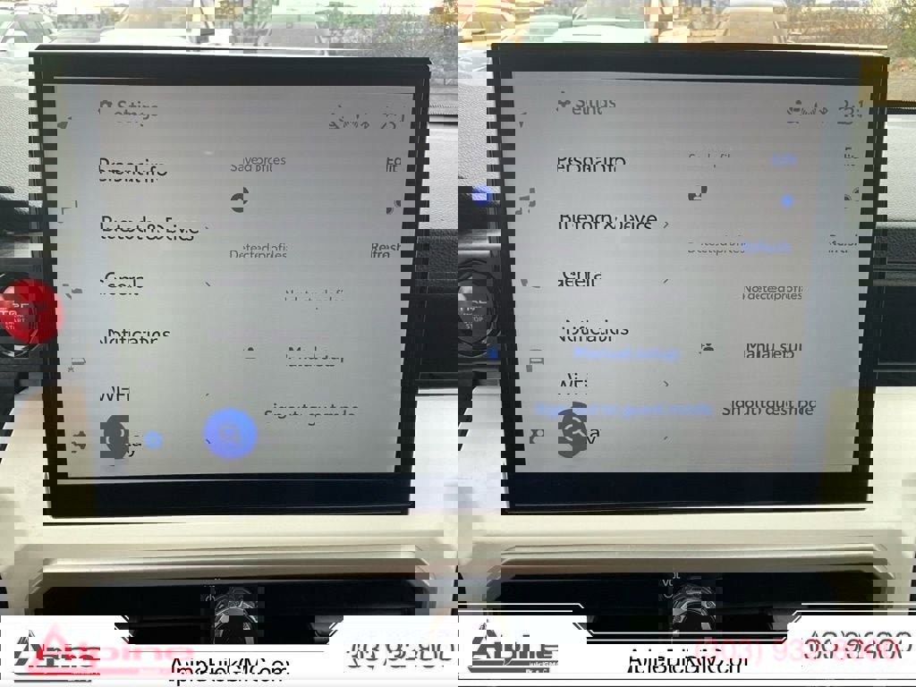 Used 2024 Toyota Tacoma TRD Off-Road image 17