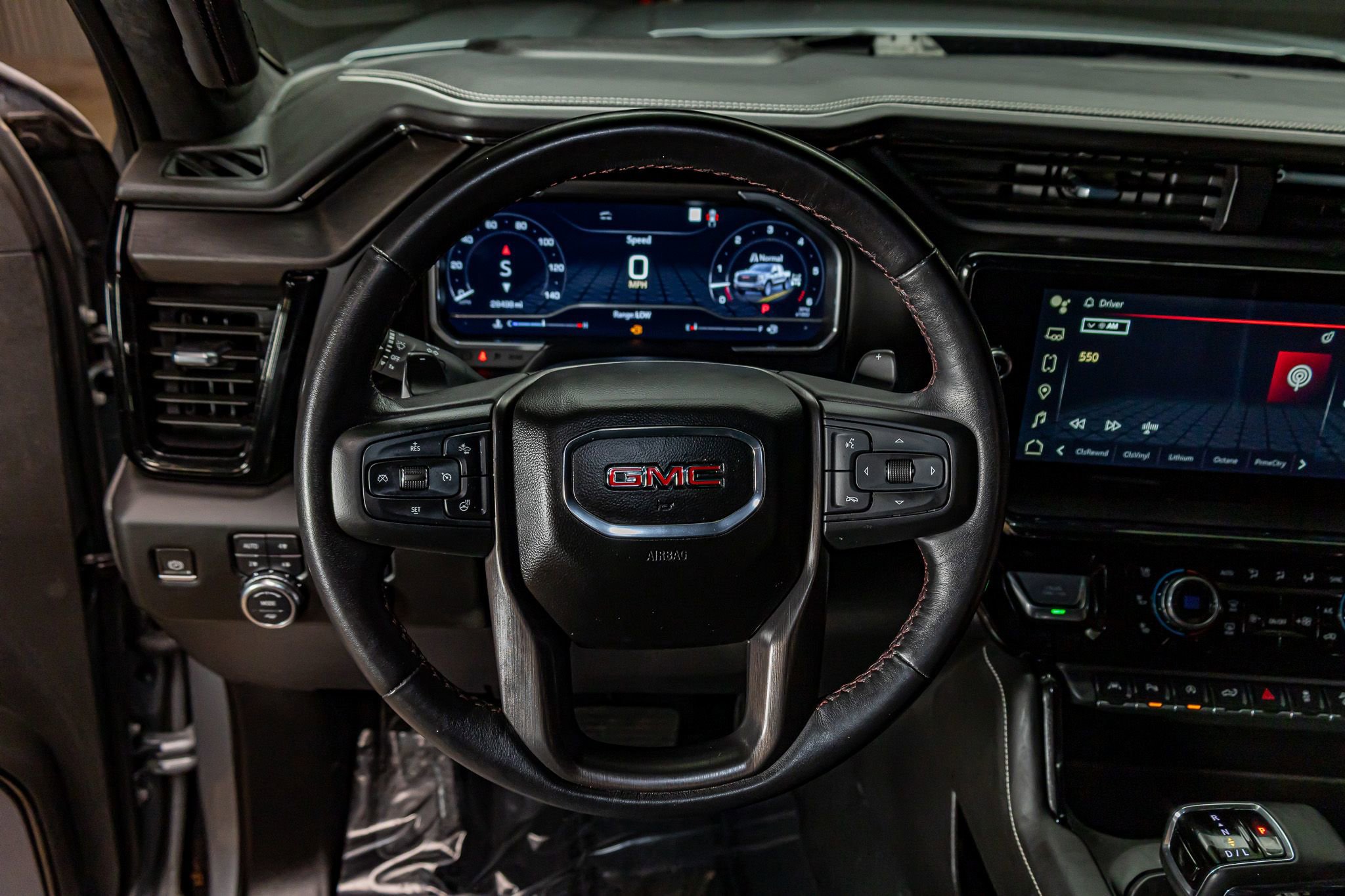 Used 2023 GMC Sierra 1500 AT4X image 19