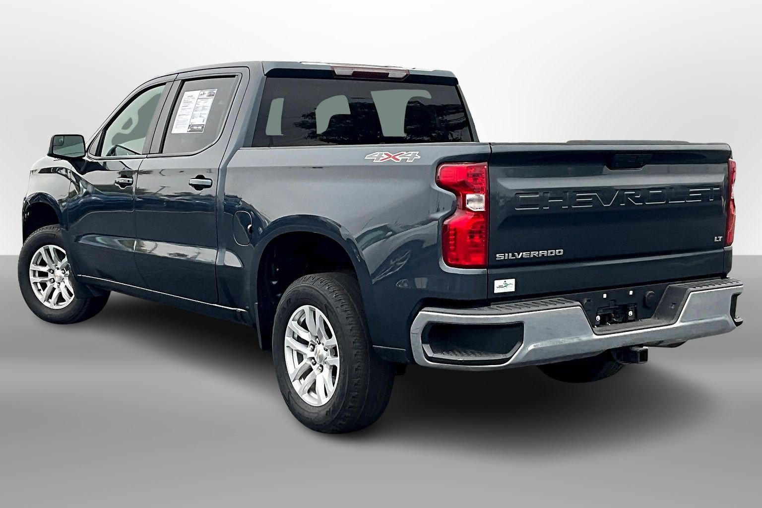 Used 2021 Chevrolet Silverado 1500 LT AWD/4WD image 10