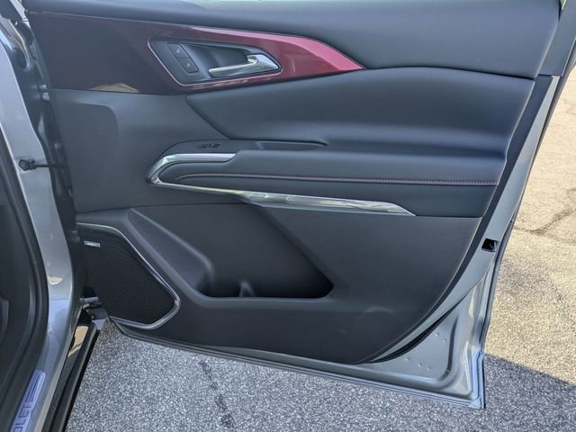New 2026 Chevrolet Traverse RS image 38