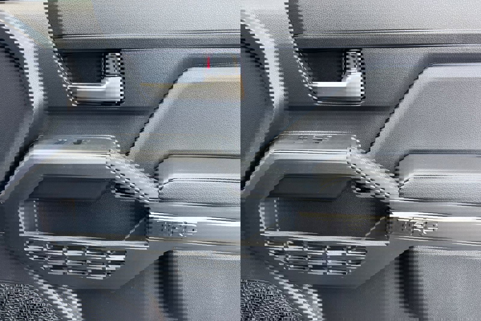 New 2025 Toyota Tacoma TRD Off-Road image 17