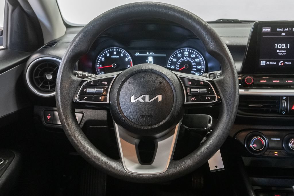 Used 2024 Kia Forte LXS FWD image 12