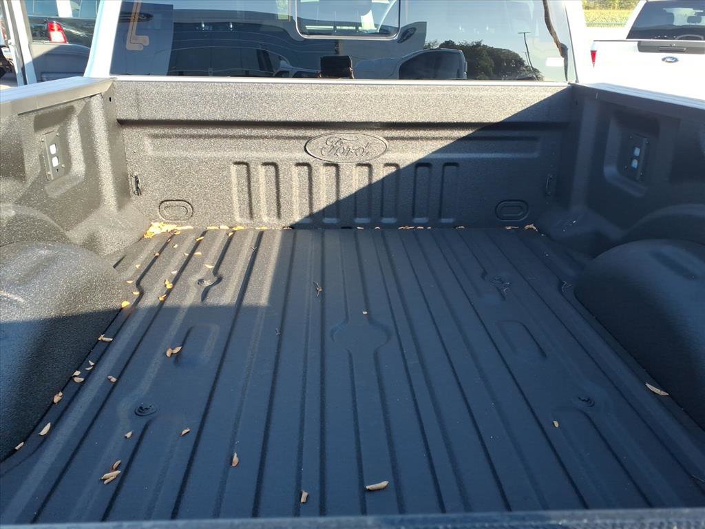 New 2026 Ford F250 Lariat image 16