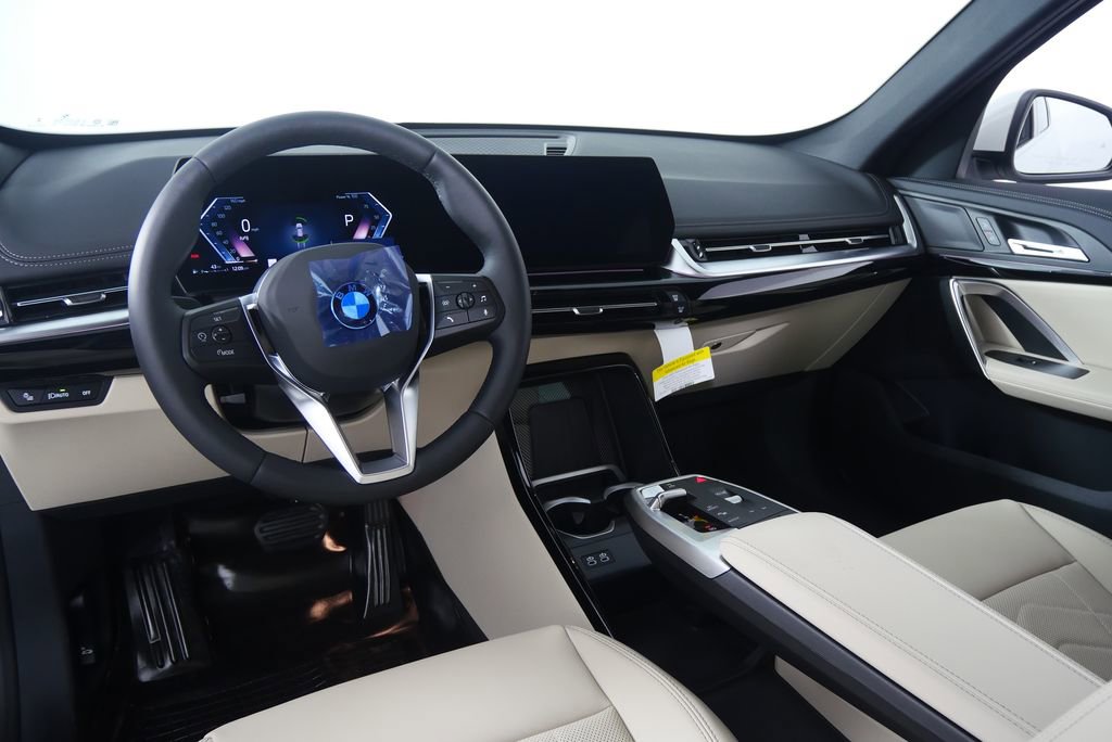 Certified 2025 BMW X1 xDrive28i w/ Convenience Package AWD/4WD image 17