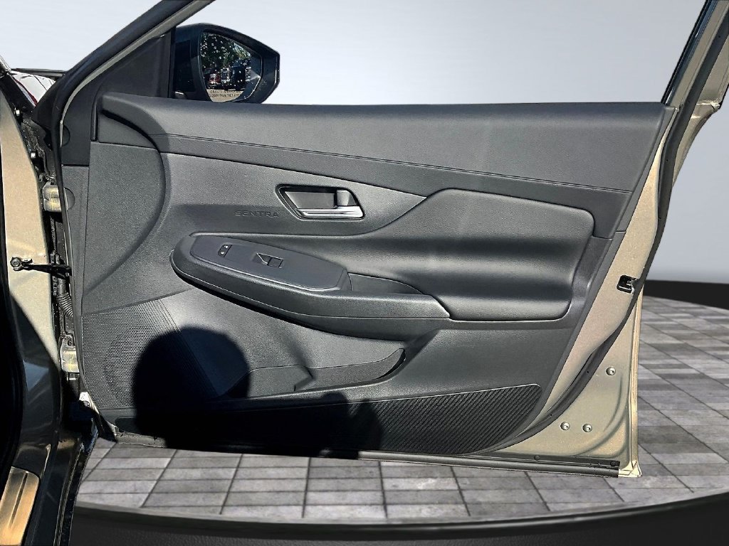 New 2026 Nissan Sentra SV w/ SV Convenience Package FWD image 33