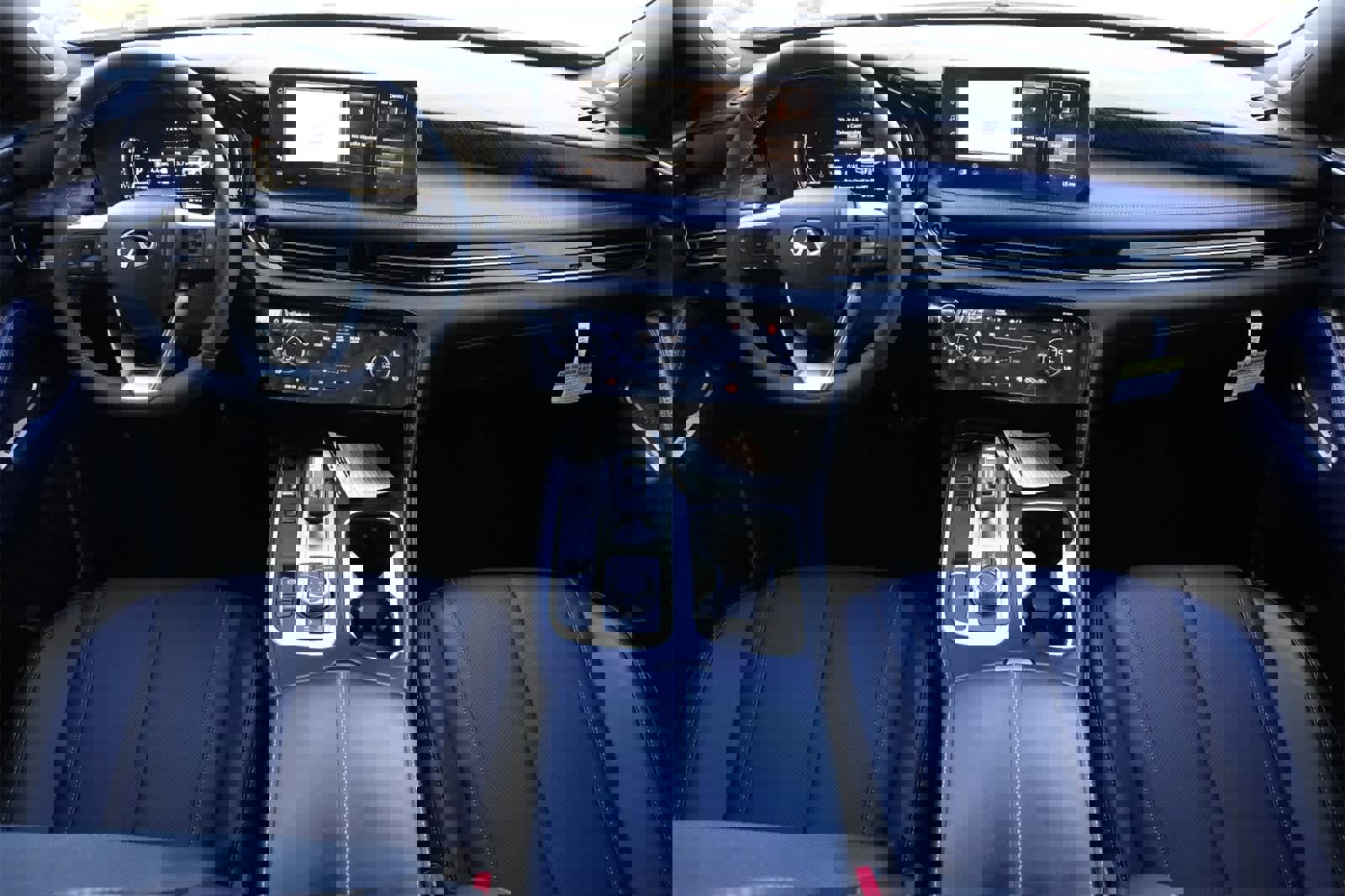 New 2026 INFINITI QX60 Sport image 7