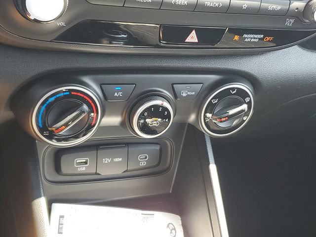 New 2026 Hyundai Venue SE FWD image 29